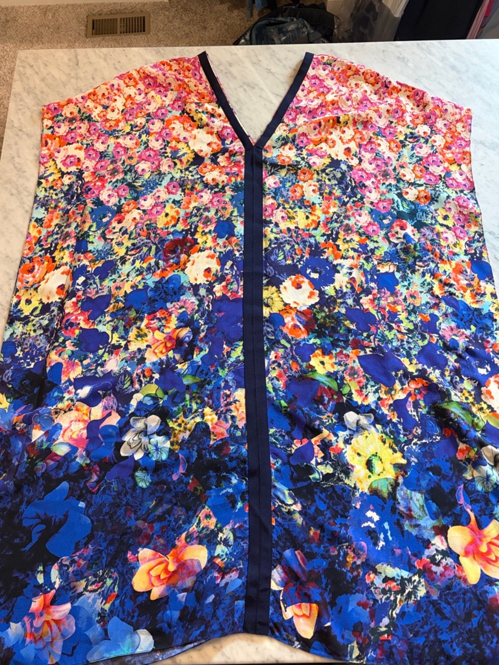 Vibrant Floral V-Neck Tunic - Multicolor